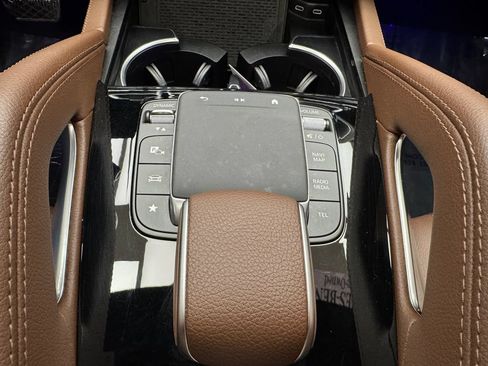 Certified 2024 Mercedes-Benz GLE 350 4MATIC image 20