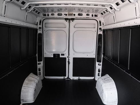 Used 2023 RAM ProMaster 2500 FWD image 35
