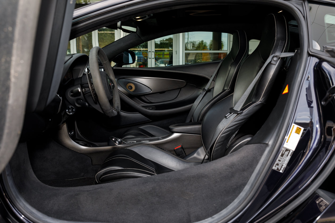 Used 2018 McLaren 570S RWD image 47