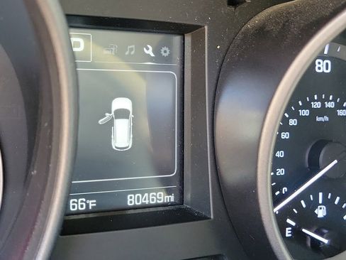 Used 2017 Hyundai Santa Fe Sport FWD image 24