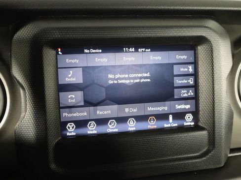Used 2022 Jeep Wrangler Unlimited Sport AWD/4WD image 35