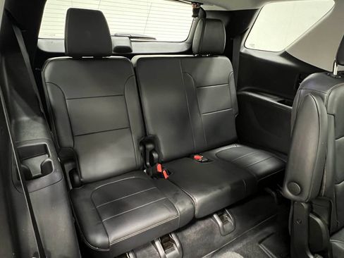 Used 2018 Chevrolet Traverse LT AWD/4WD image 36
