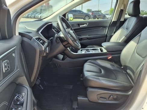 Used 2021 Ford Edge Titanium FWD image 6
