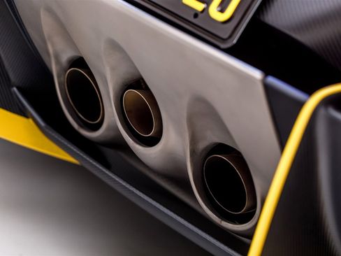 Used 2017 Lamborghini Centenario LP 770-4 image 15