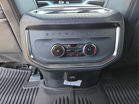 New 2026 Ford Expedition Tremor image 14