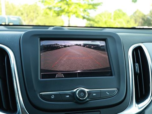 Used 2023 Chevrolet Equinox LS w/ LPO, Floor Liner Package FWD image 17