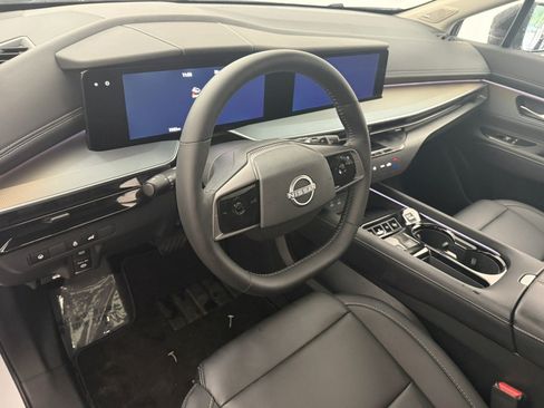 Used 2025 Nissan Murano SL w/ Cargo Package AWD/4WD image 17