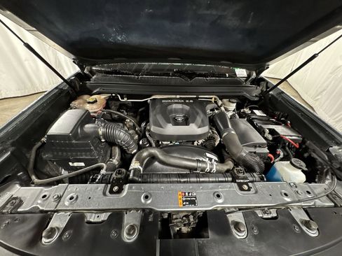 Used 2018 Chevrolet Colorado Z71 image 32