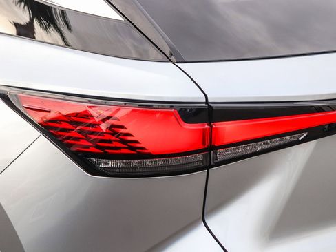 Used 2023 Lexus RX 350 Premium image 10