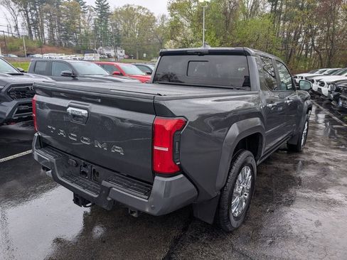 Certified 2025 Toyota Tacoma Limited AWD/4WD image 7