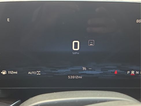 Used 2025 Chevrolet Suburban LT AWD/4WD image 18