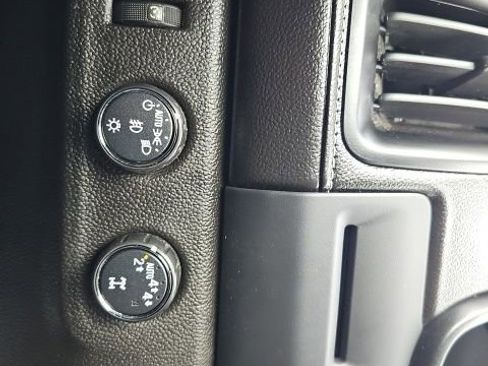 Used 2022 GMC Canyon Denali w/ Denali Black Edition Package image 39