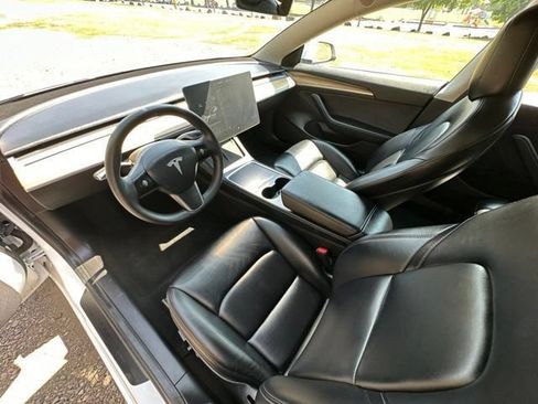 Used 2021 Tesla Model 3 Standard Range Plus RWD image 13