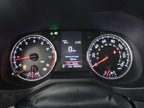 Used 2020 Toyota RAV4 XLE Premium AWD/4WD image 38