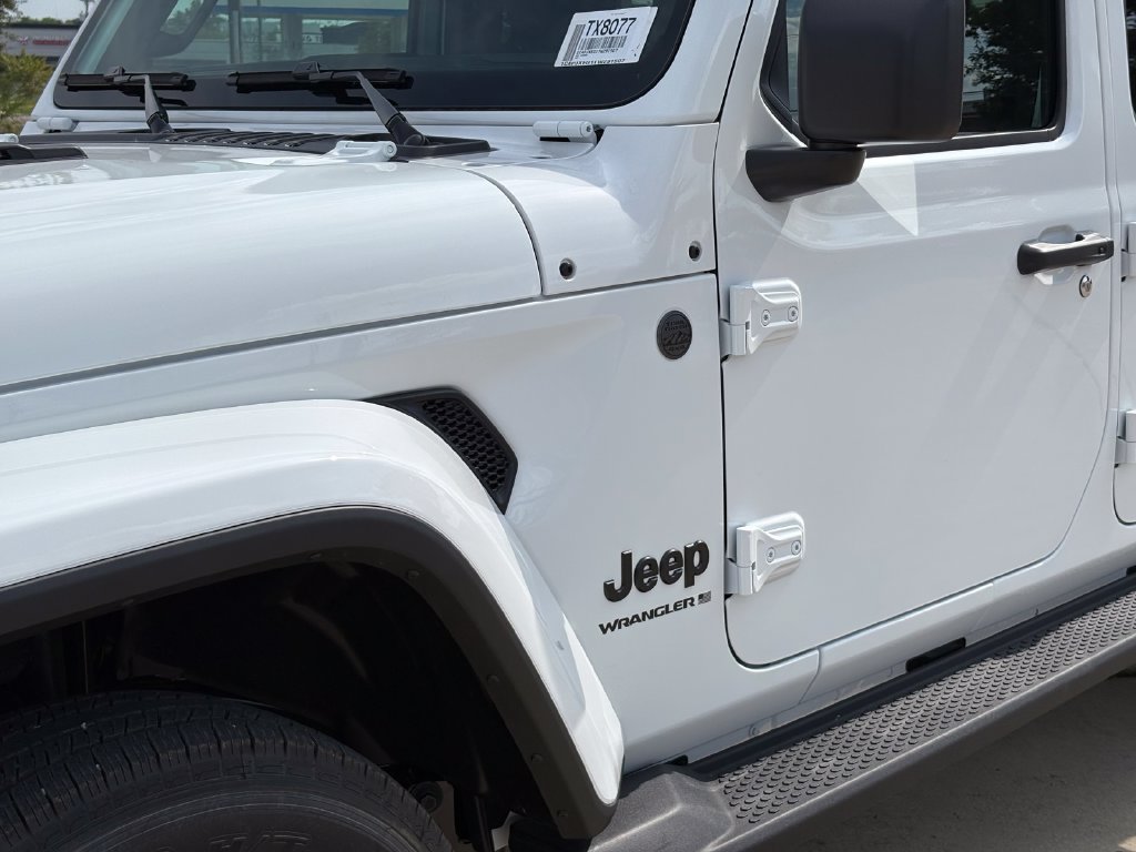 New 2026 Jeep Wrangler Unlimited Sahara AWD/4WD image 10