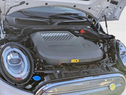 Used 2021 MINI Cooper SE w/ 6.5" Touchscreen Package image 27