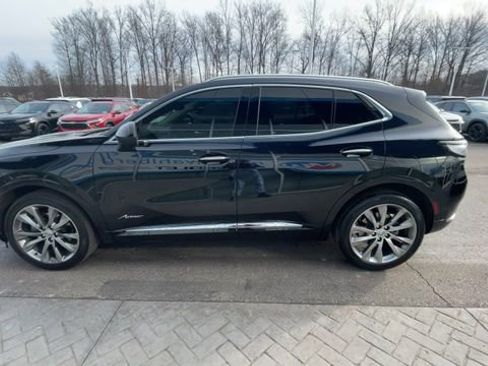 Used 2022 Buick Envision Avenir w/ Technology Package II image 5