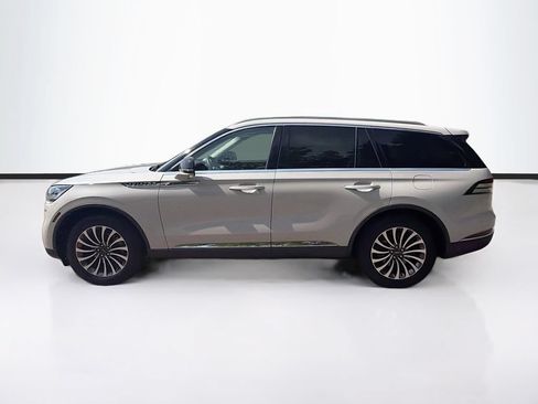 Used 2023 Lincoln Aviator Reserve w/ Elements Package Plus AWD/4WD image 8