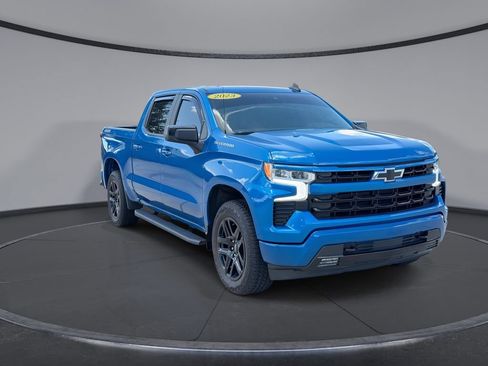 Used 2023 Chevrolet Silverado 1500 RST AWD/4WD image 12