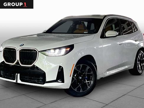 Certified 2025 BMW X3 xDrive30i w/ M Sport Package AWD/4WD image 1