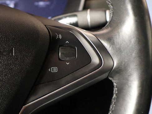 Used 2015 Tesla Model S 85D image 40
