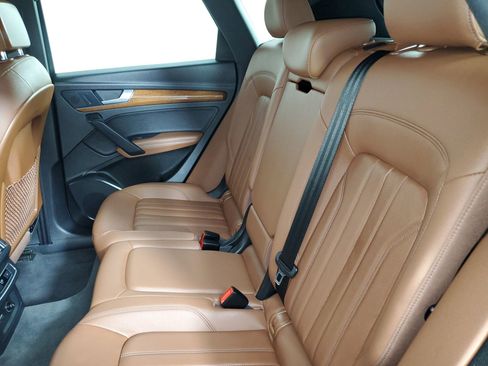 Certified 2021 Audi Q5 2.0T Premium Plus w/ Premium Plus Package image 49