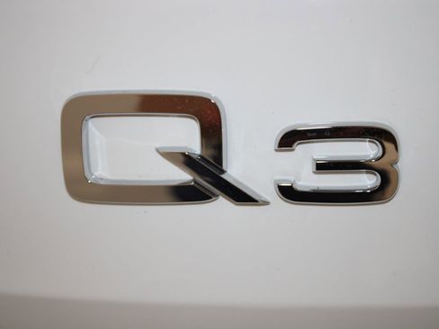 Used 2024 Audi Q3 2.0T Premium Plus image 28