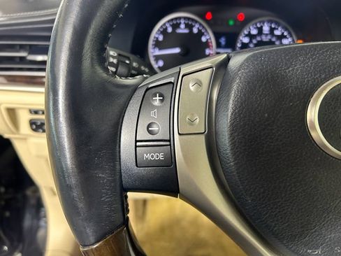 Used 2014 Lexus ES 350 w/ Premium Package FWD image 16