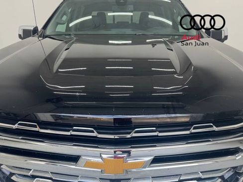 Used 2019 Chevrolet Silverado 1500 LTZ w/ LTZ Premium Package image 3