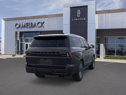 New 2026 Lincoln Navigator Reserve AWD/4WD image 38