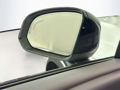 Used 2024 Volvo XC40 B5 Core w/ Protection Package Premier AWD/4WD image 16