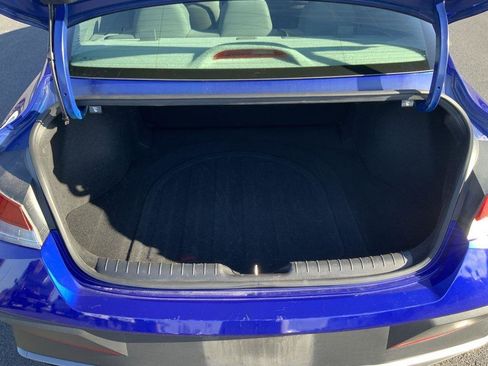 Used 2024 Hyundai Elantra SEL image 9