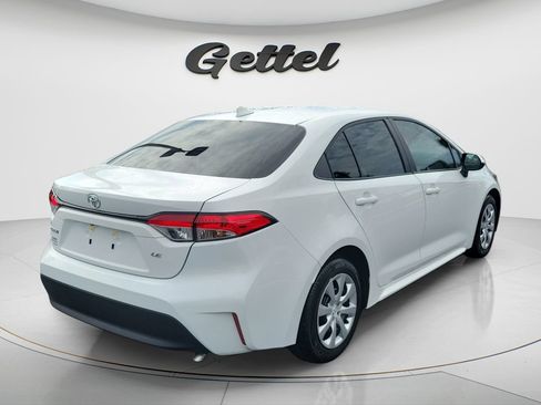Used 2024 Toyota Corolla LE FWD image 5
