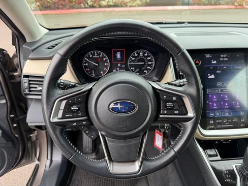 Used 2021 Subaru Outback Premium AWD/4WD image 18