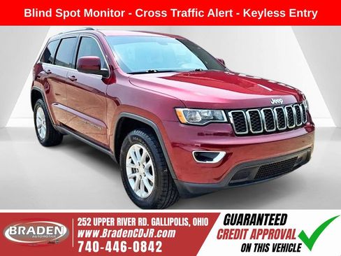 Used 2021 Jeep Grand Cherokee Laredo AWD/4WD image 1