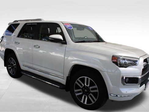 Used 2017 Toyota 4Runner Limited AWD/4WD image 21