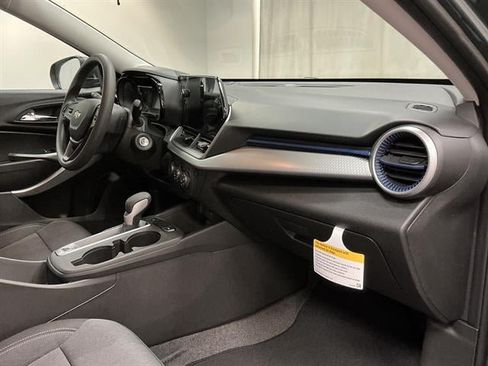 New 2026 Chevrolet Trax LS FWD image 30