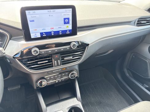 Used 2022 Ford Escape SEL image 22