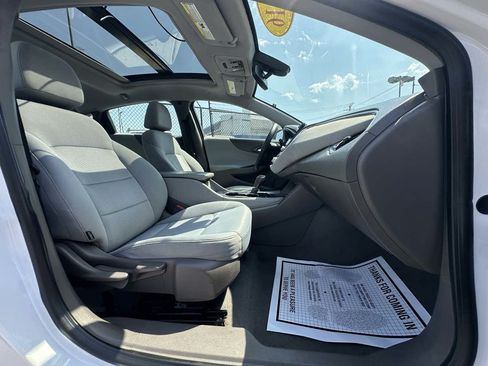 Used 2016 Chevrolet Malibu LT FWD image 26