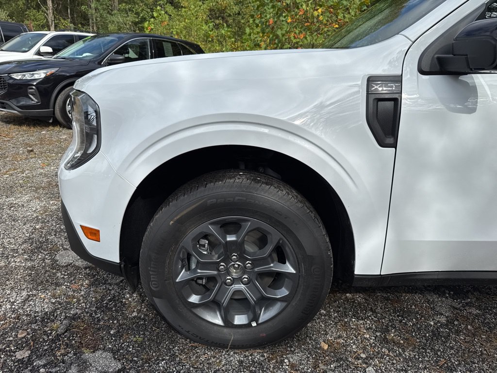 New 2025 Ford Maverick XLT w/ XLT Luxury Package FWD image 6