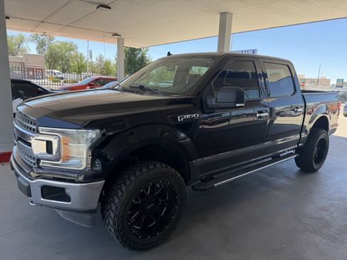 Used 2020 Ford F150 XLT w/ Equipment Group 302A Luxury AWD/4WD image 4