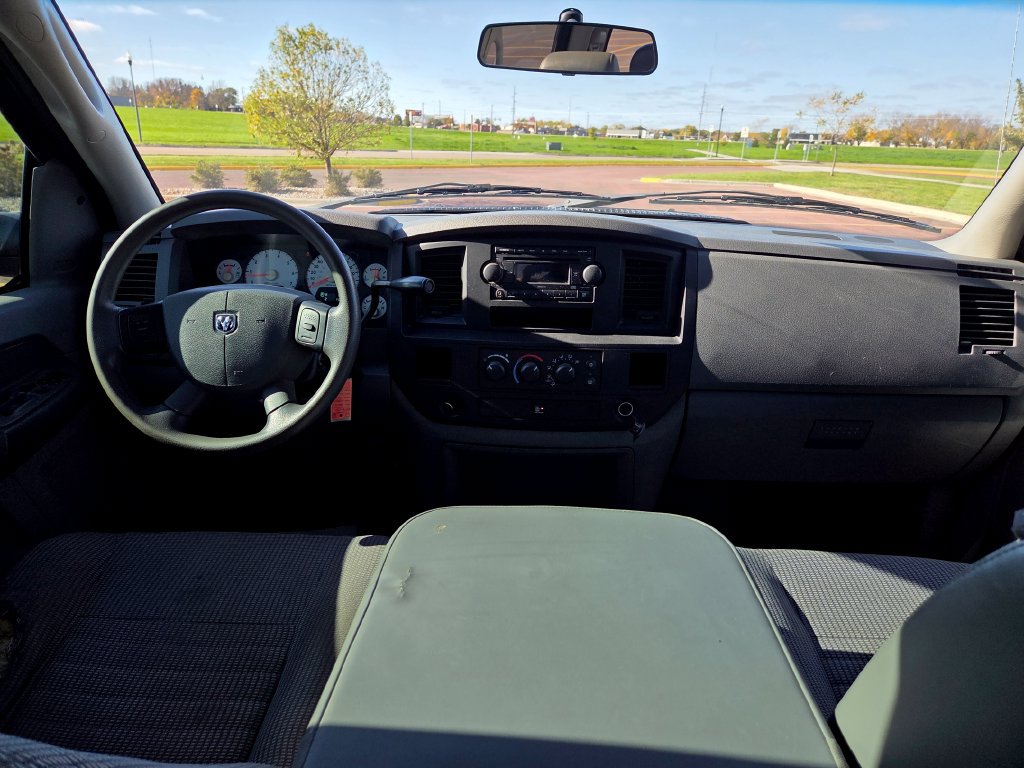 Used 2009 Dodge Ram 2500 Truck SXT AWD/4WD image 19