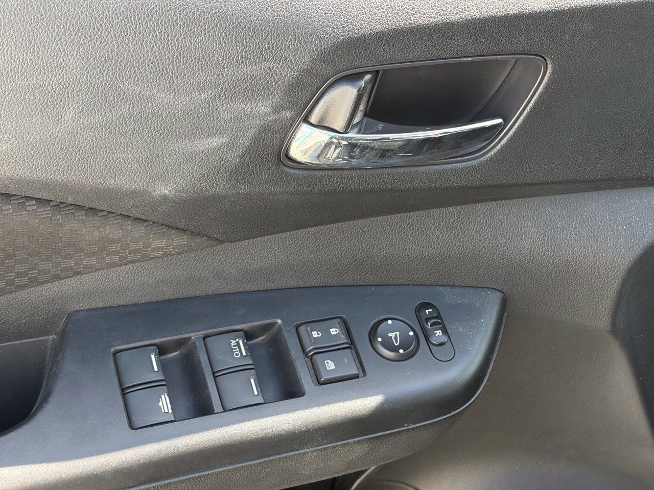 Used 2016 Honda CR-V EX image 7