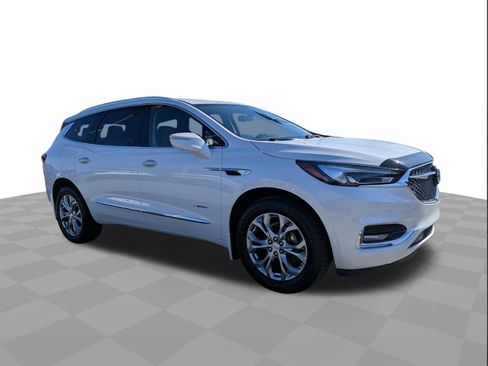 Used 2020 Buick Enclave Avenir w/ Avenir Technology Package image 2