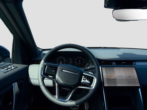 New 2026 Land Rover Discovery Sport Landmark image 17