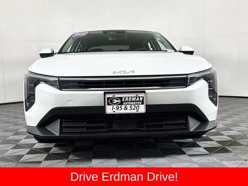 Used 2025 Kia K4 FWD image 2