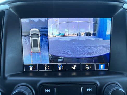 Certified 2022 GMC Terrain SLT w/ Tech Package image 32