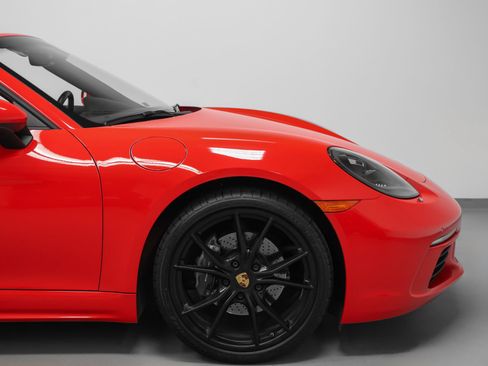 Certified 2019 Porsche 718 Boxster RWD image 16