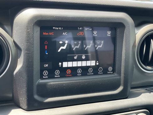 Used 2023 Jeep Wrangler Unlimited Sport AWD/4WD image 10