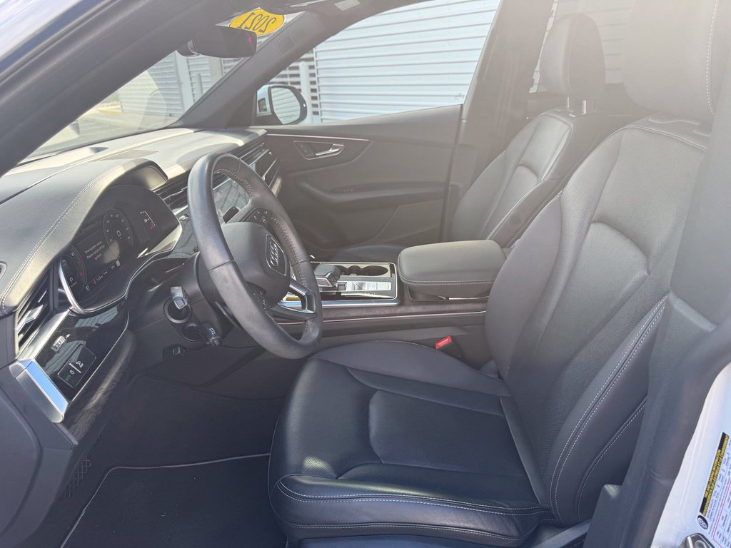 Used 2021 Audi Q8 Prestige AWD/4WD image 26